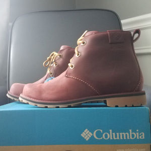 Columbia Chinook Chukka WP Waterproof Boot - 9